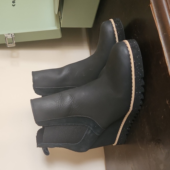 Tom's Maddie wedge boot leather black suede size 7 - Picture 9 of 12